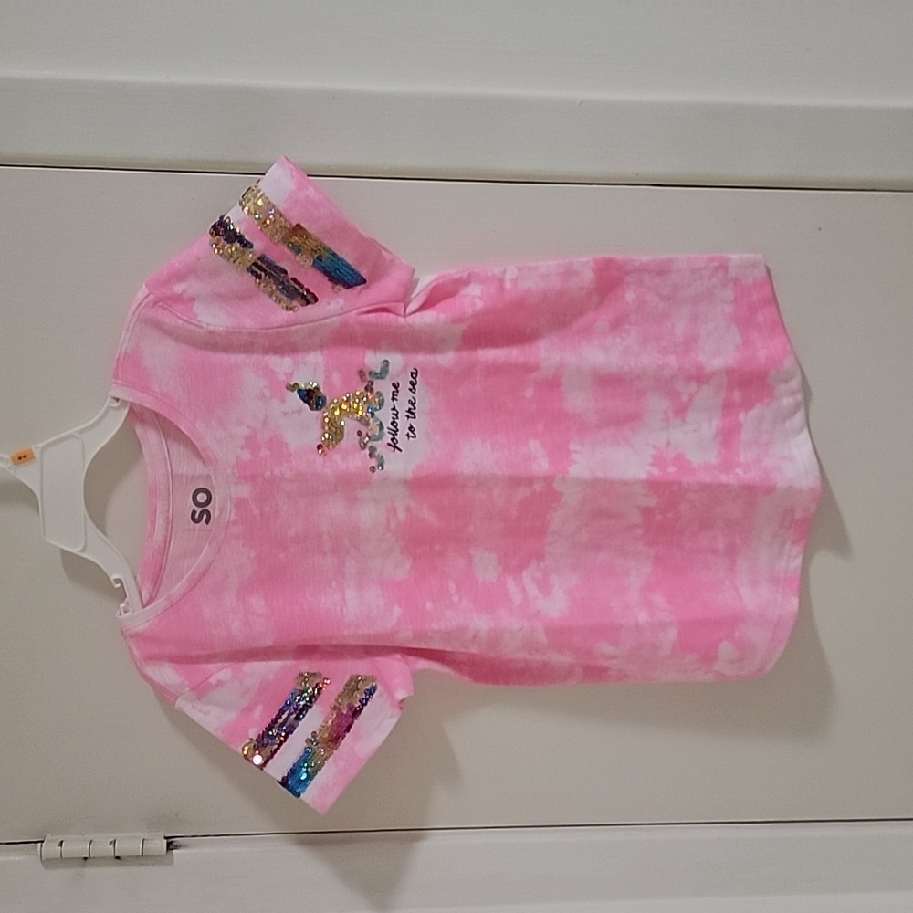SO Pink Medium Girls' Tee, NWOT